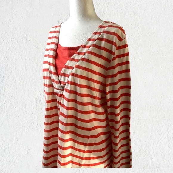 WHITE Stag red and white long sleeve V-neck top with modesty panel size large - Picture 2 of 7